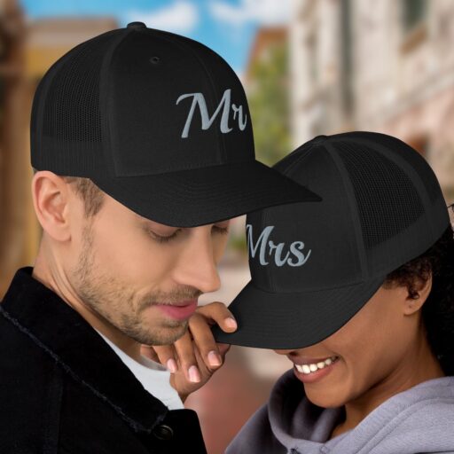 Mr ja Mrs nokamüts paaridele, pulmakink või aksessuaar mesinädalateks või kihlumiseks