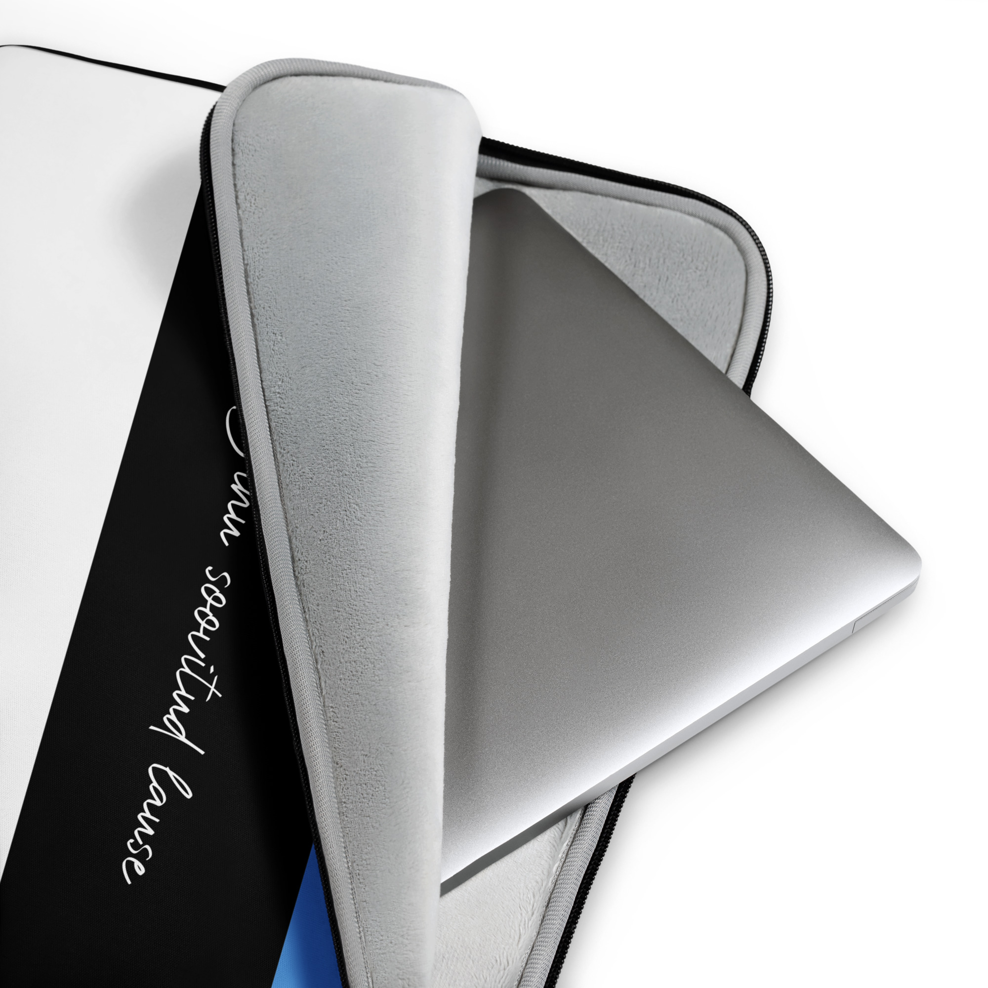 Eesti vabariigi aastapäeva tähistav Eesti lipu värvides laptopi ehk sülearvuti kott